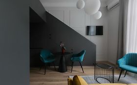 Bumblebee Luxury Apartments 2